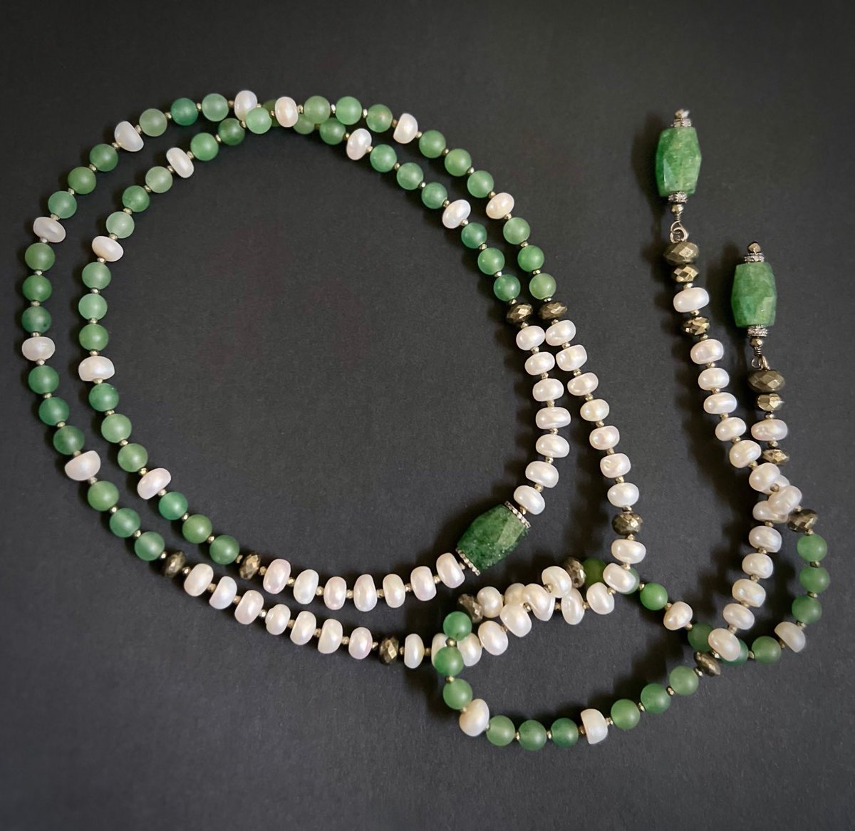 Beaded Gemstone Lariat Necklace | Rope Necklace  #pakbeadeddesigns  #etsy #gemstone #beadedlariat #green  #quartz #lariatnecklace #gemstonelariat #pavediamonds #pearls  #pyrite #lariat #beadednecklace  etsy.me/40db13i