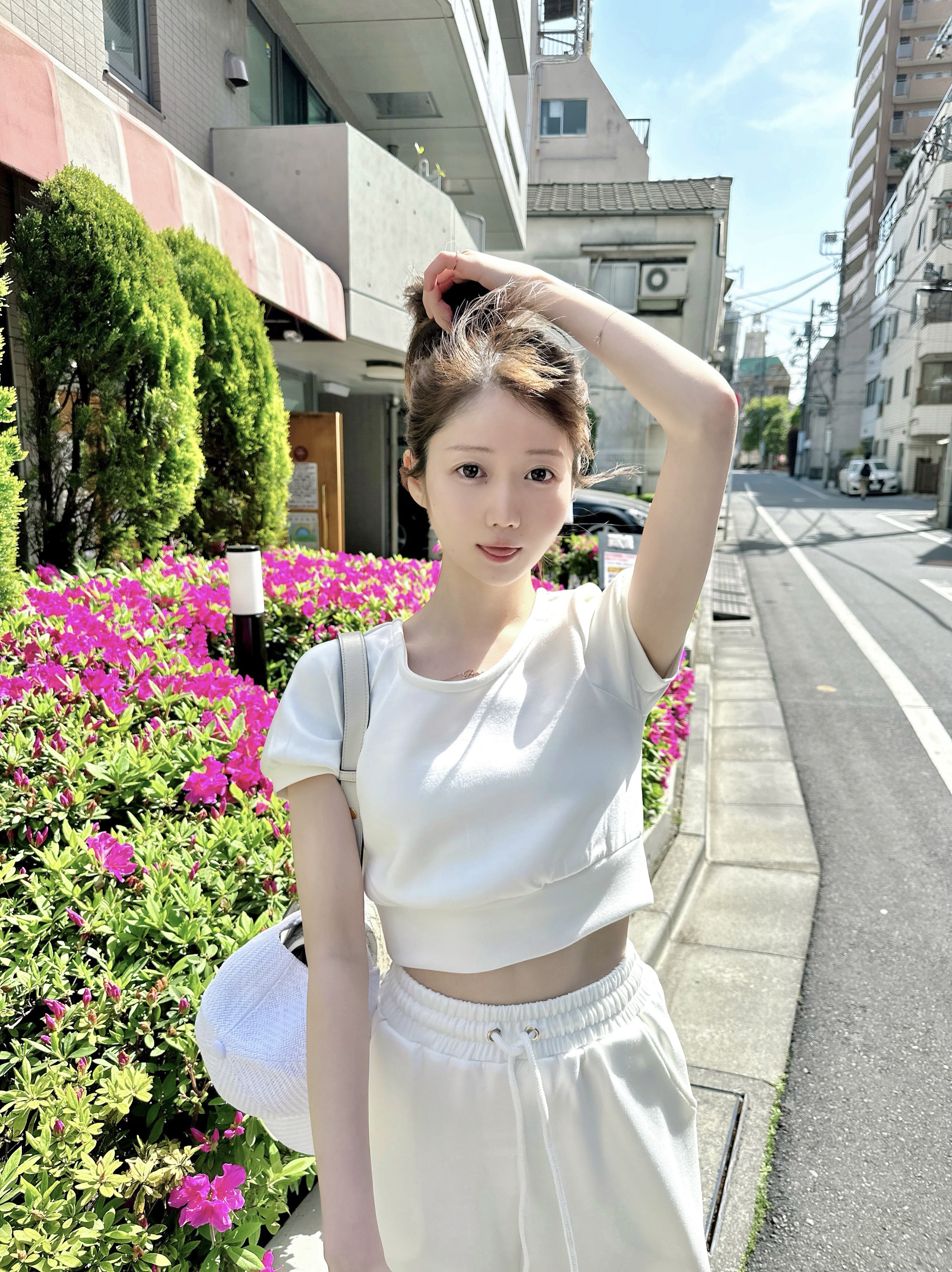 大谷映美里着用 LIP SERVICE ツイードリボンオフショルトップス 大谷映美里 ラヴィット! =LOVE イコラブ 20241217 雷そば
