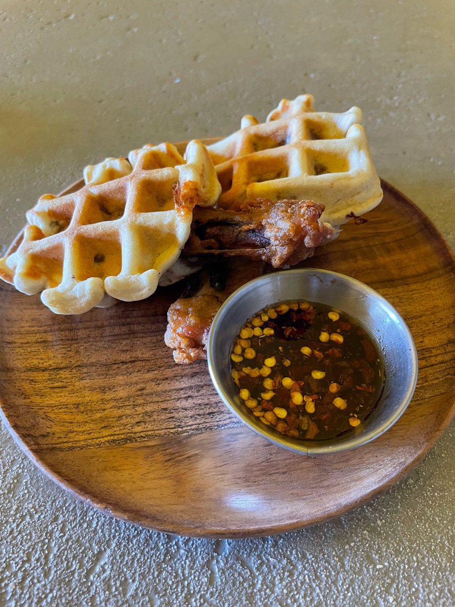 dagriotspot's tweet photo. Brunch with us https://t.co/n0gm41Sz4Q