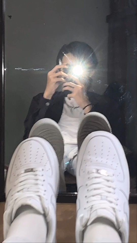 ⠀⠀

　          NATHAN ソロモン ☆ 2014 
                — out

⠀⠀⠀