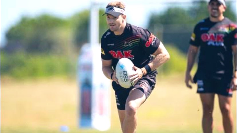 Brandygarret's tweet photo. Luke Garner and Liam Martin have successfully completed a full contact training session today. Scott Sorensen will move back the bench, which will see Lindsay Smith go back to reserve grade and, Zach Hosking moving to 18th man. https://t.co/DABwWdWCRj
