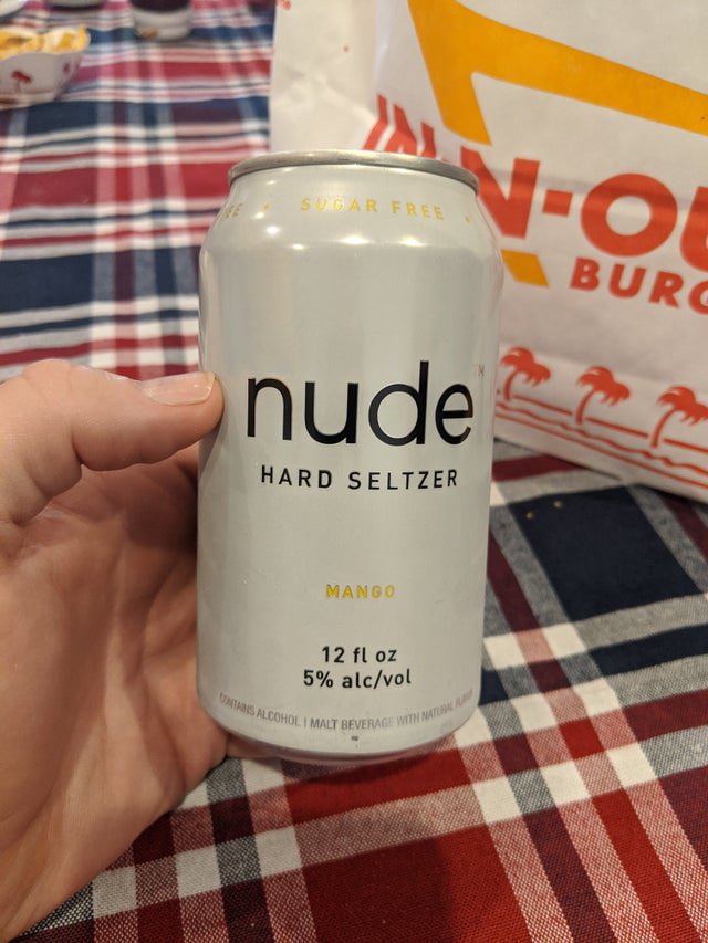 پستچی خیس tweet media