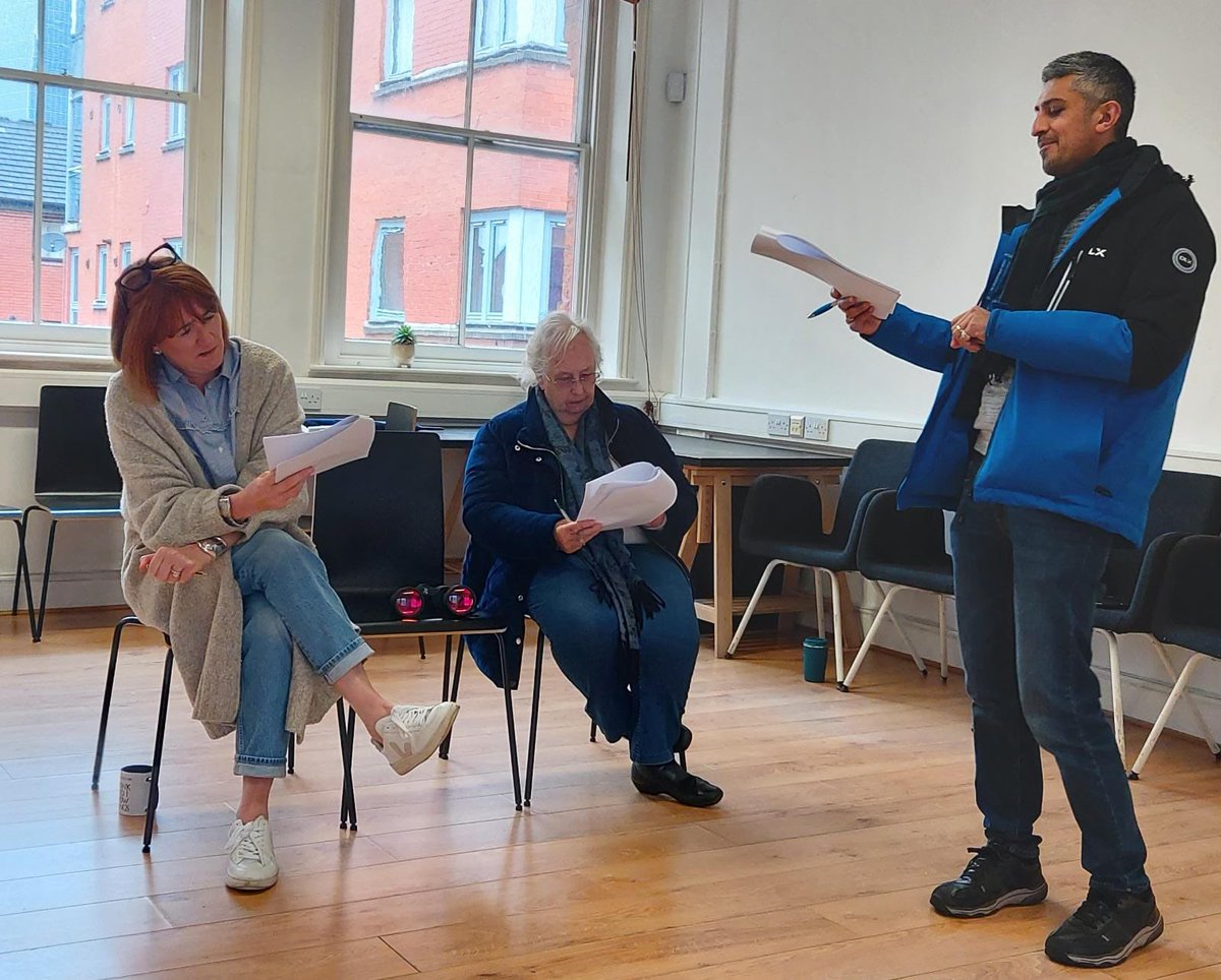 productions_her's tweet photo. Have you got your tickets booked for #Vignettes? 

Here is the wonderful team "The Darker Side of Birds" in rehearsal 🎭 

Huge love to Sarah White, @patbrockle &amp; @SushilMedia 

Written by @laurahwriter 
Directed by Noreen Kershaw 

Get Booking folks 🏃‍♂️ 
https://t.co/wInF8NhRb0 https://t.co/yA9UxZle7F