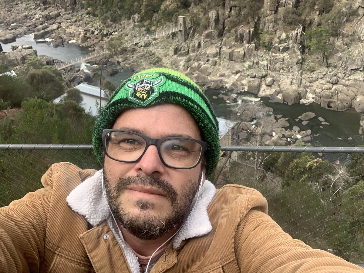 Tuxy81's tweet photo. Pleasant couples of walks this week. So nice down here. #cataractgorge #lagoonbay https://t.co/kZ6VJcQDZG