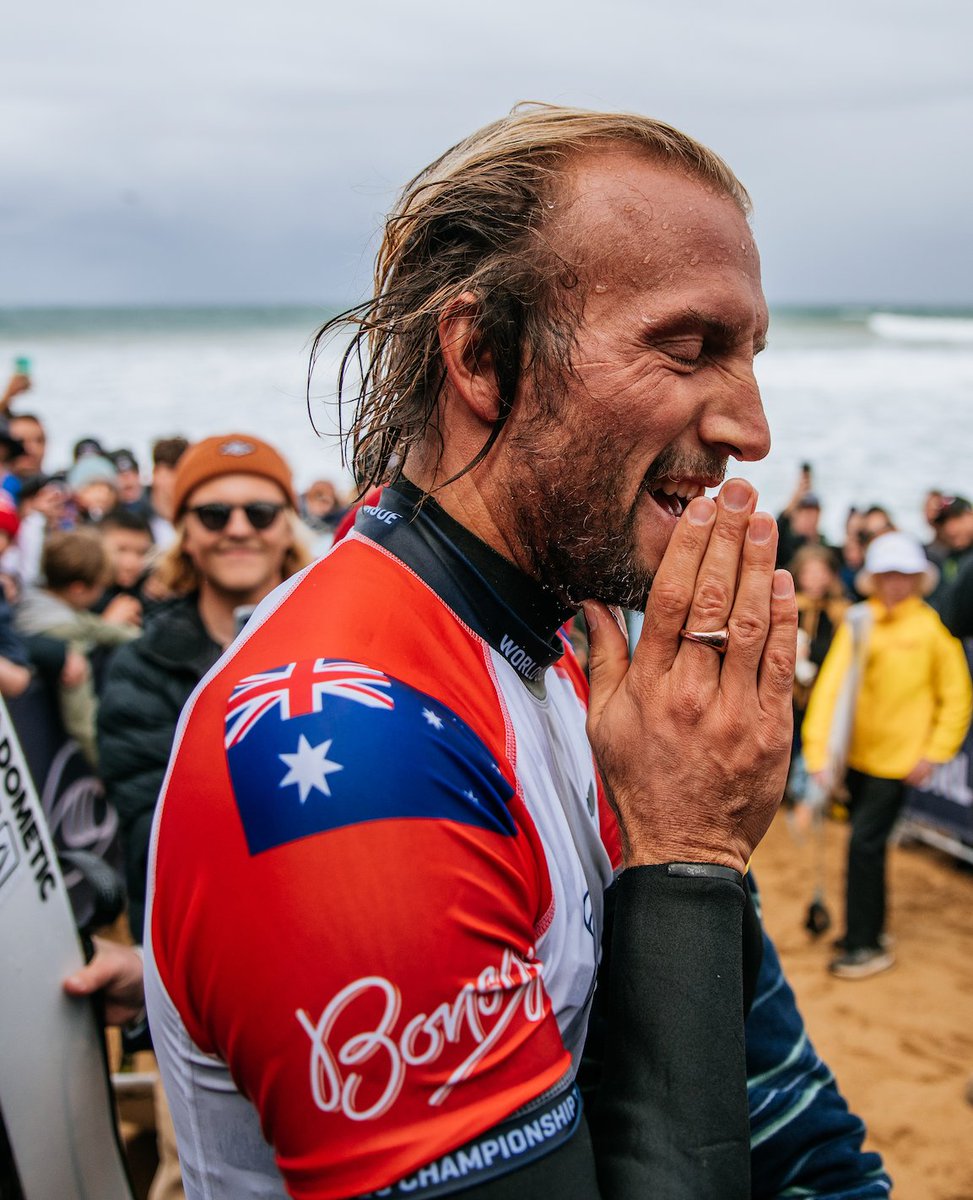 ripcurl's tweet photo. The moment Owen Wright retired from competitive surfing at the #RipCurlPro Bells Beach ❤️
We can't wait to see what's next! #YeahOw
For more on Owen and his career, hit the link -> https://t.co/nAJKfzpsvR https://t.co/y1Rw5MFNba