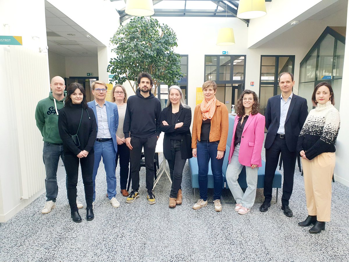 Aujourd'hui, le comité régional du concours #FrenchIoT Impact et Technologie se réunit pour évaluer les dossiers des start-up candidates des PDL  🚀 
Des discussions animées pour évaluer des projets innovants.
Merci à tous nos partenaires régionaux pour la richesse des échanges !