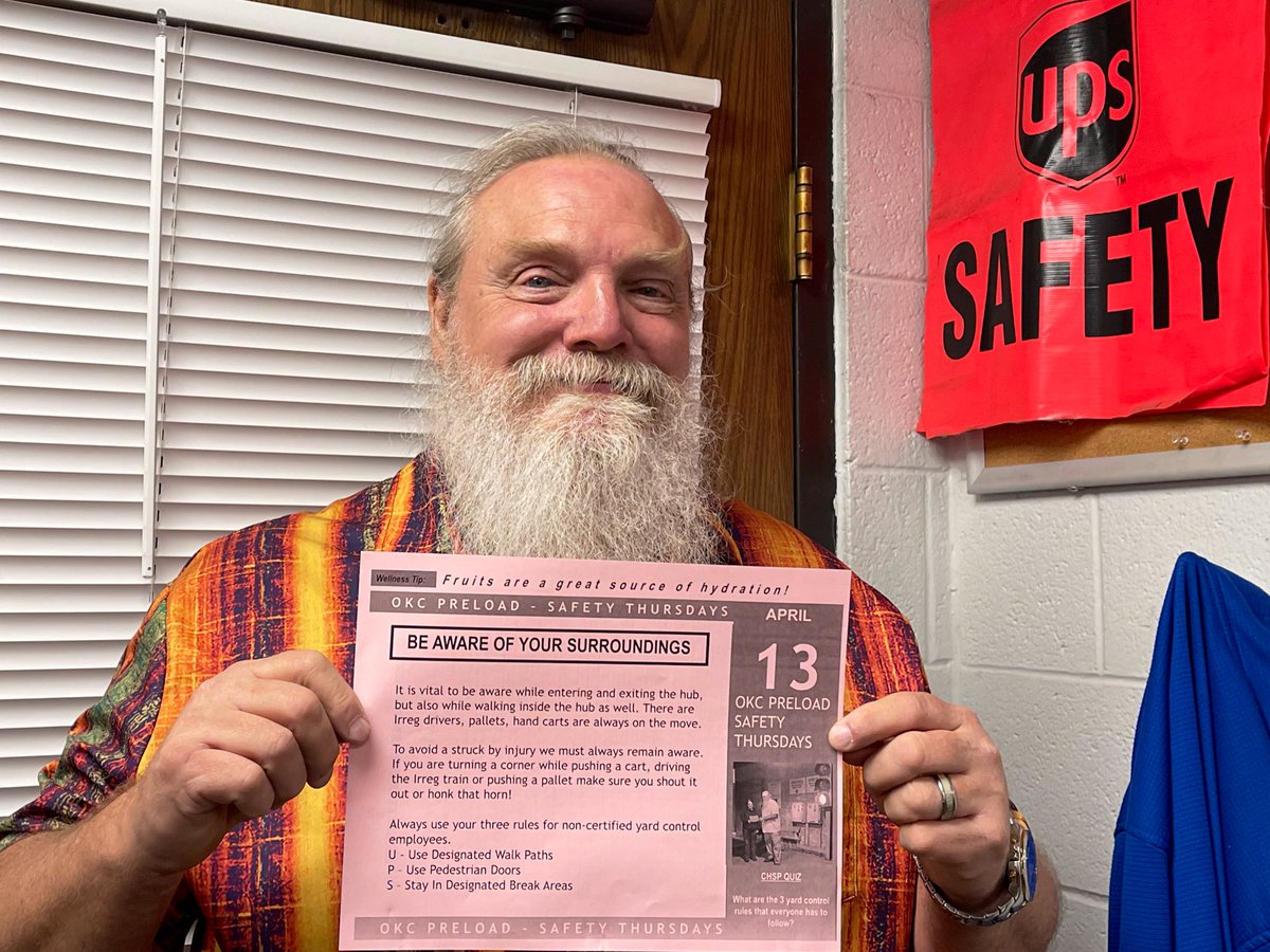 okc_preload's tweet photo. Good #SafetyThursday #OKC #Preload James has your #PCM over watching for #FallingPackages we need to be aware of our surroundings walking in & around your work area to avoid #StruckBy injuries! #UPS #YardControl #LookUp https://t.co/0FPVUY5xgw