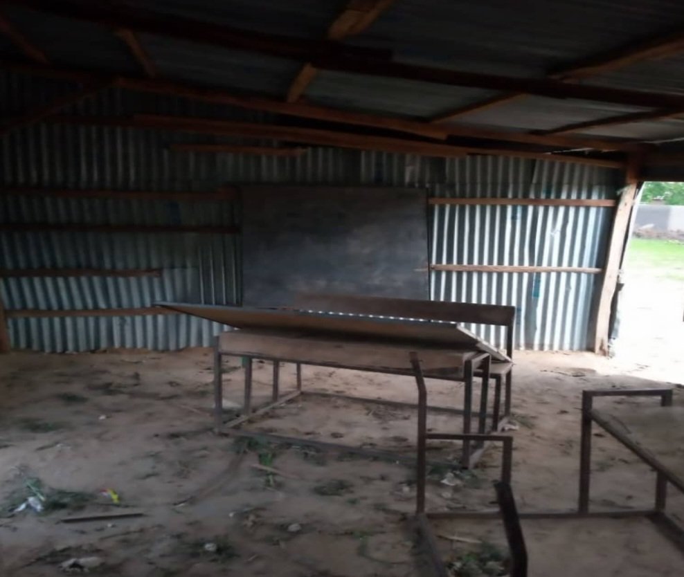 Gamji primary School Tarabu ward, Kiri-kasamma L.G of Jigawa state has been like this for long. Your attention the #Jigawa state govt. for urgent renovation. @AySarRng @officialJGSG 

#FixPublicSchools 
@Adam_Suleimann
@waleoriyomi
@M_Danburam
@VictorB60885844