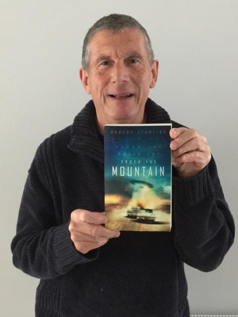 foreshorebooks's tweet photo. Good to see ex-Stormtrooper guitarist Robert “Bob” Starling enjoying life as an author with his fantastic debut #sciencefiction #novel Under The Mountain. Now in #paperback direct from our website https://t.co/RQSCieIT2q #nwobhm https://t.co/KyN02UwYzG