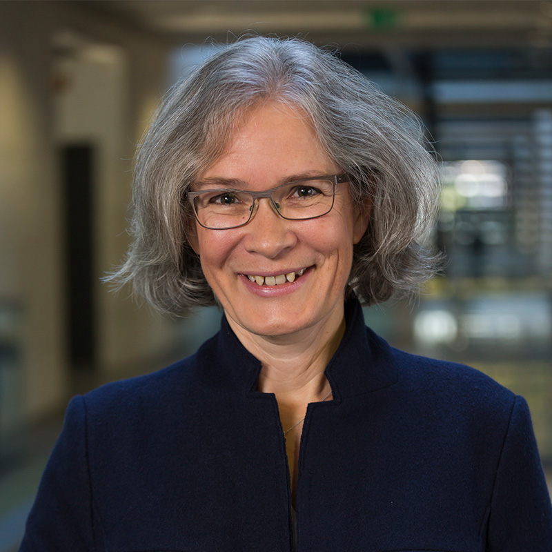 “Research is like a discovery of a new continent: you find one answer to a question, but you also get 10 new questions along the way.” Meet <a href="/NCCRbioinspired/">NCCR Bio-Inspired Materials</a> PI Katharina Fromm in this portrait from the <a href="/NCCRWomen/">NCCRWomen</a> project.  bioinspired-materials.ch/en/equal-oppor…  (Photo: Pierre-Yves Massot)