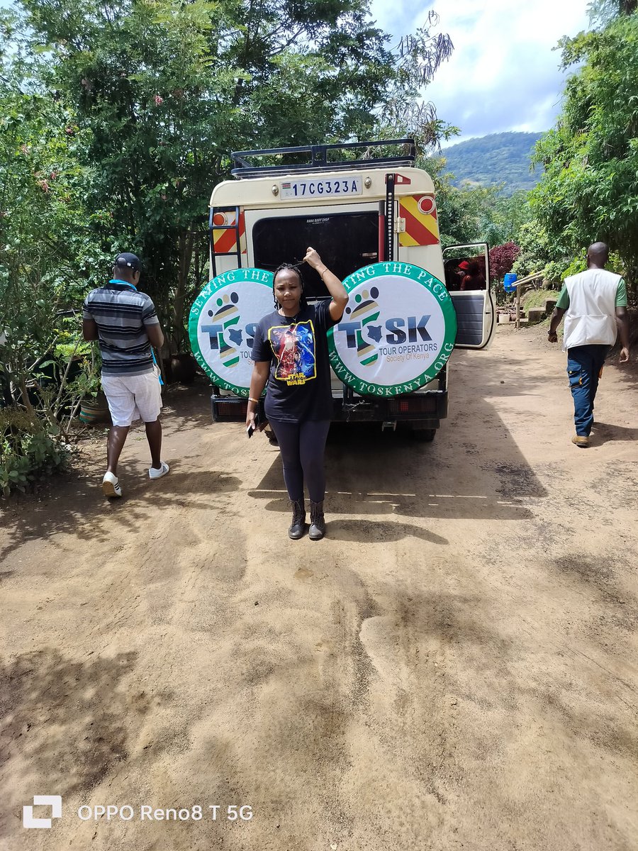 dhafrimm's tweet photo. Day two of the  of the #exploremakueni #experiencemakueni . 
With @lizwala @OfficialMakueni @SenMutula @WanderlustDLtd 
Come enjoy the makueni tourism circuit! https://t.co/nceW5MNQm3