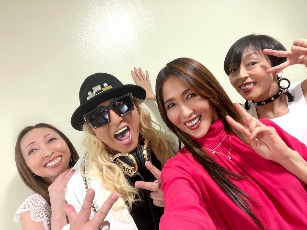 先日のNHK #うたコン #工藤静香 ちゃんとダンサー女子に割り込み DO