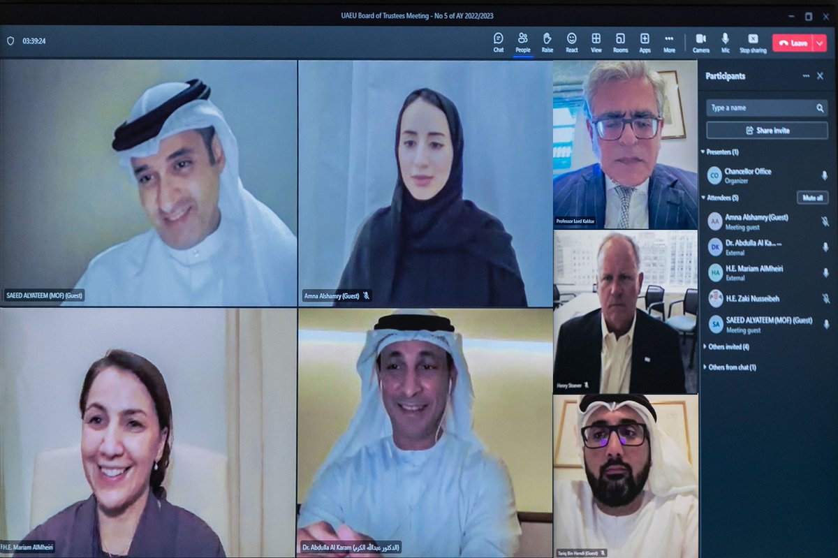 UAEU_NEWS's tweet photo. برئاسة معالي زكي أنور نسيبة - الرئيس الأعلى للجامعة:
انعقاد اجتماع مجلس أمناء جامعة الإمارات في منصة الشيخ زايد في المكتبة الرئيسية بجامعة الامارات https://t.co/Q9JVvXxdp9
