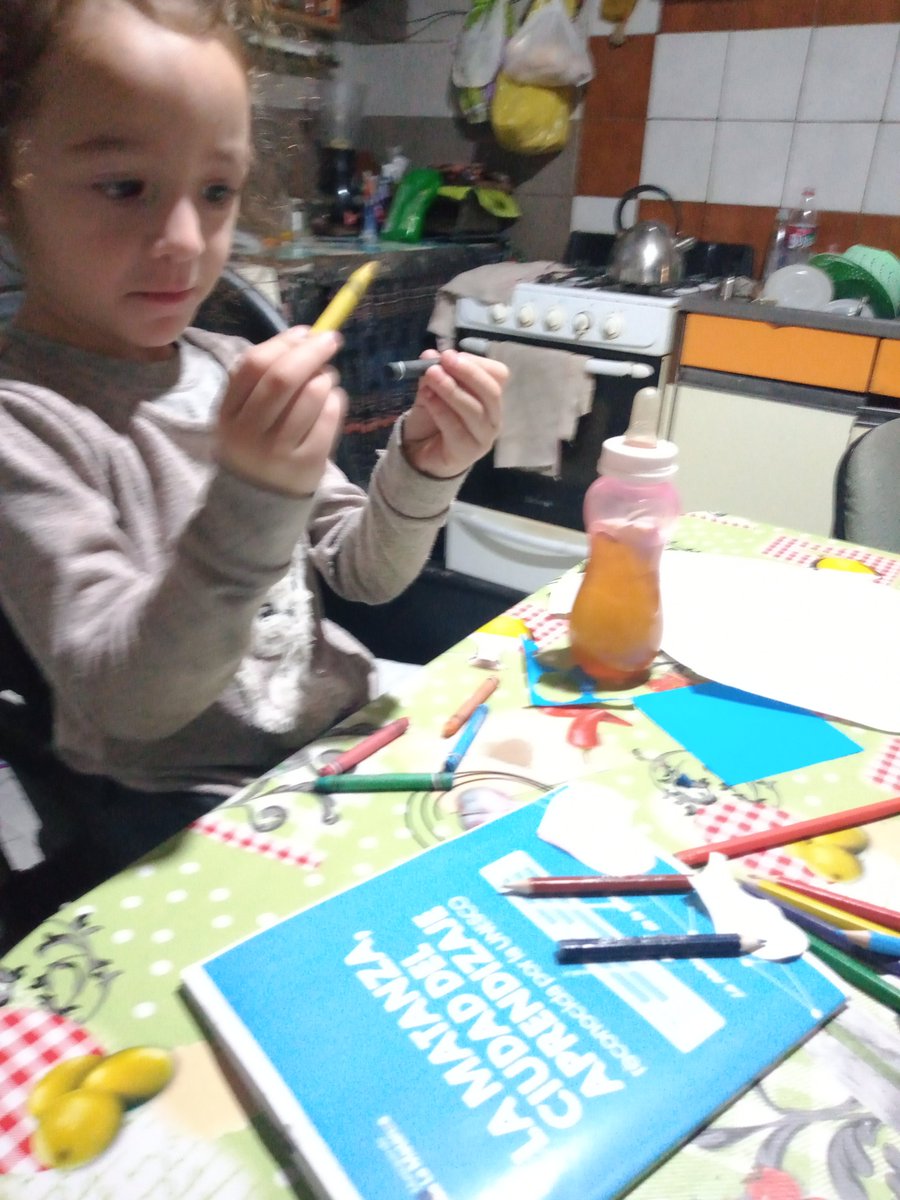 MiddiVeronica's tweet photo. #MañanasArgentinas hola hola buen día acá estamos desayunando comenzando el día... Nos acompañan todas las mañana😘😘😘 besotes desde Gonzalez catan https://t.co/UEs01ygYyr