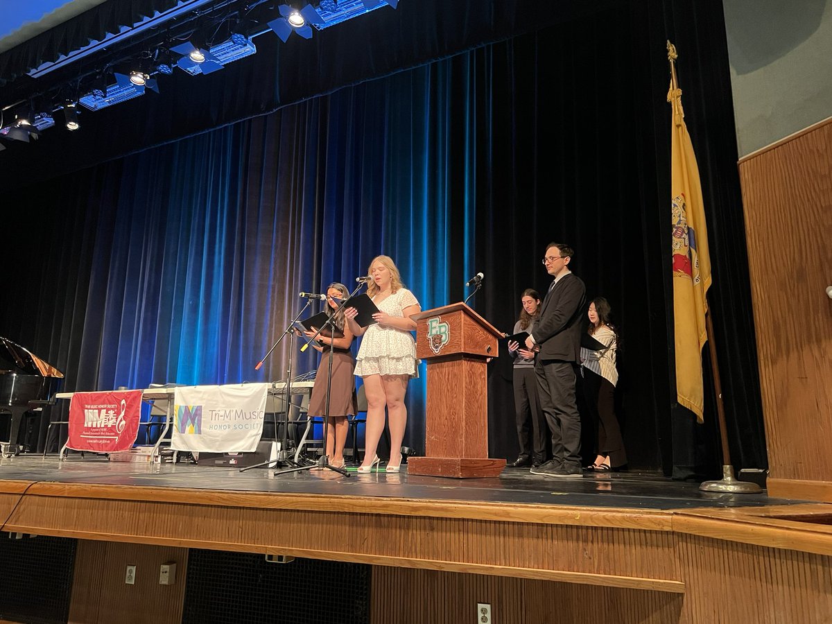 EBPSArts- Michelle DaGrosa tweet media