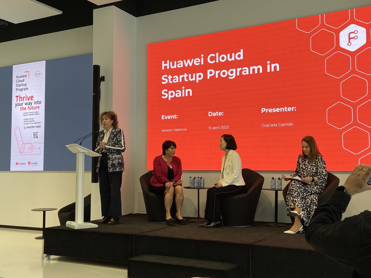 🔝Nos unimos al #team de <a href="/FundingBox/">FundingBox</a> y <a href="/HuaweiCloud1/">Huawei Cloud</a> para acelerar las oportunidades de negocio y el📈de las #startups innovadoras de la CV a través de su participación en el programa Huawei Cloud Start-up 
#InteligenciaArtificial #DataAnalytics #blockchain <a href="/Julia_company/">Julia Company</a>