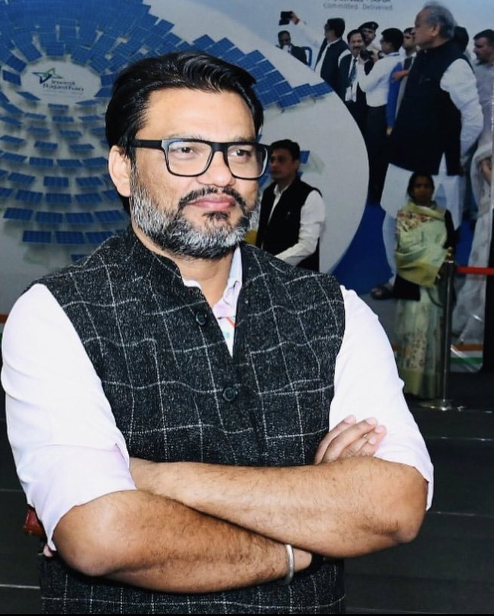 Manish_Bhati9's tweet image. जिस चीज़ में दिल लगे, उसमे अपनी जान लगा दो 
#StayFocused #WorkOnYourSelf
@_Team_LS

@Tarashankaravik @sureshpooniaINC @AbhiINCIndia @Mahipalbish9e