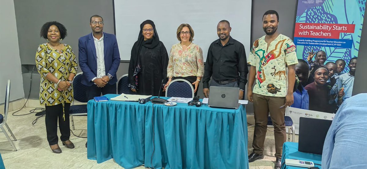 AYCommission's tweet photo. Our implementing partner in Mozambique, Visão Juvenil, represented us at the National Policy Dialogue on Education for Sustainable Development in Mozambique! They shared experiences on policies advocacy, ESD, and Climate Change programs. #AYCInAction #ACCJInAction #AYCinACCJ https://t.co/zECehft0qz