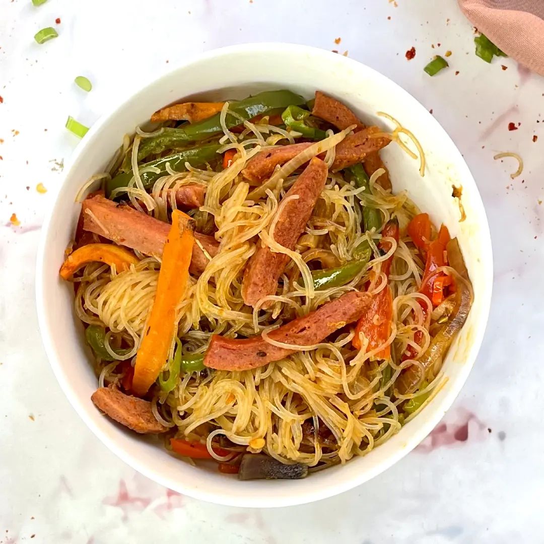 basenjimomcom's tweet image. RT @srslyhomecooked: Get a taste of Asia with our Singapore noodles.

Visit seriouslyhomecooked.com to get this meal today.

#MealKitDelivery #FreshFoodDelivery #HealthyEats #HomeCooking #Foodie #HealthyLiving #FoodDelivery #HealthyOptions #ConvenientEa…
