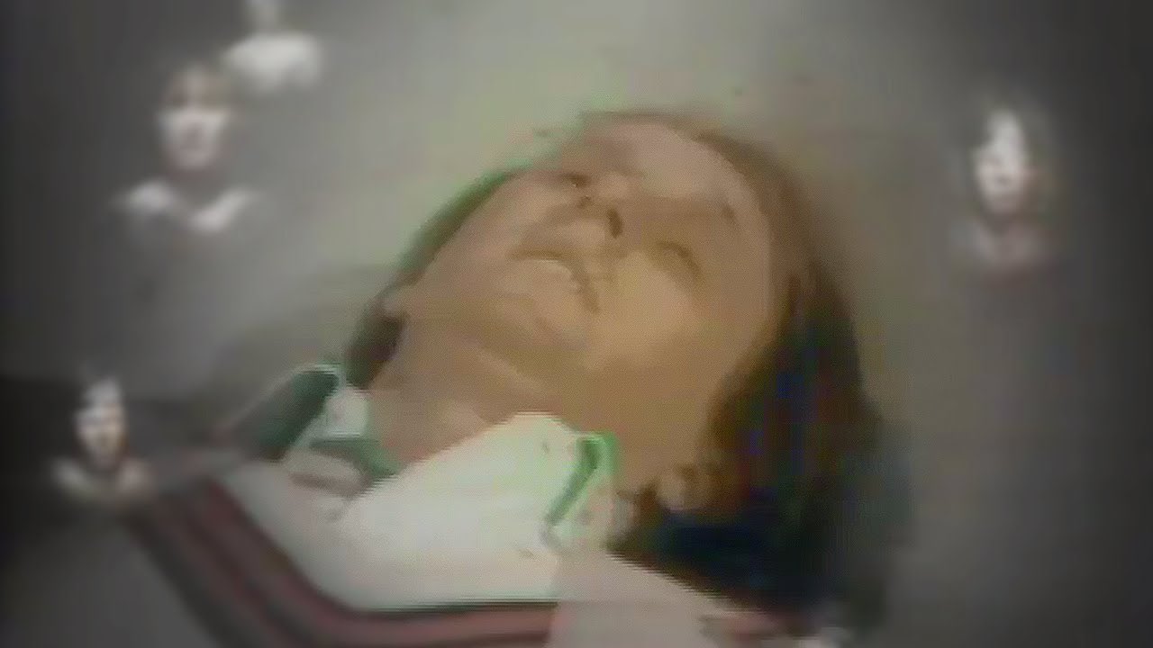 Happy Birthday Peter Davison! What s your fave 5th Doctor moment? Here s mine 