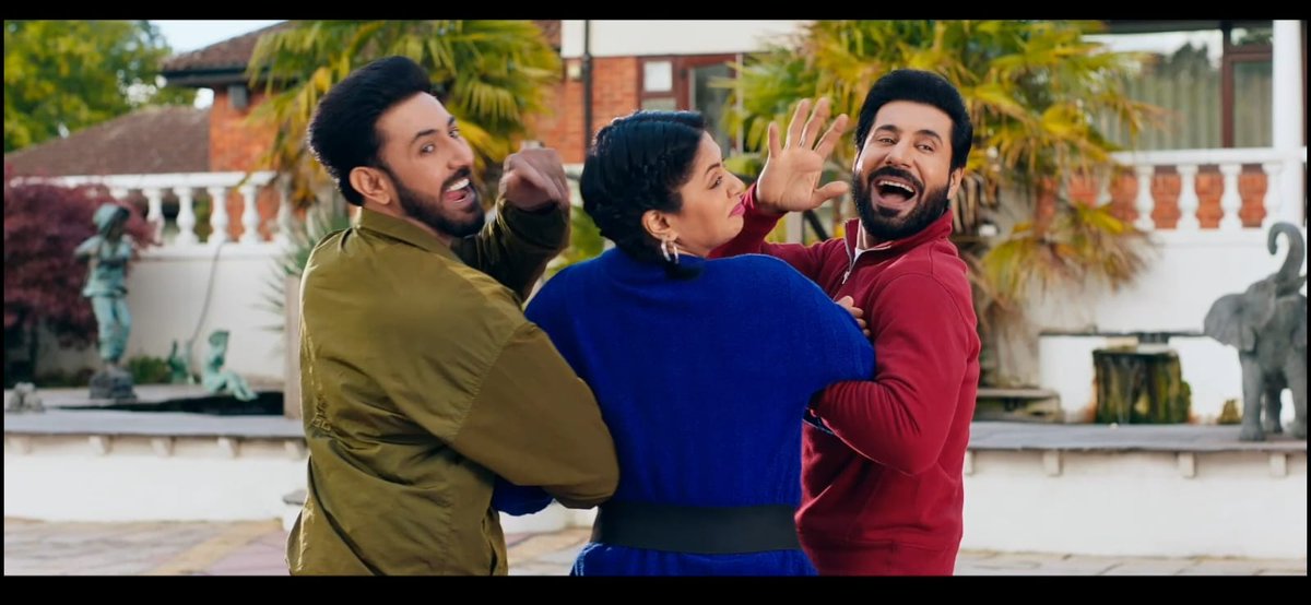 Watch the romance of Gippy Grewal and Desi Rockstar carry on jatta 3 teaser #CarryOnJatta3Teaser