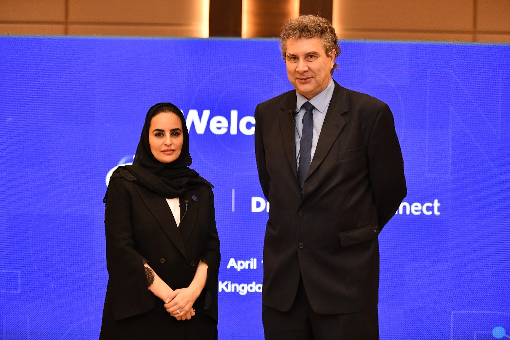 CBjola's tweet photo. Thrilled and privileged to deliver the keynote address at the launch of the #DigitalConnect series hosted by @dcorg and HE @Dalyahya in  #Riyadh. Exciting discussions around:

 💼Tech Diplomacy 
🔐 Data Diplomacy
🌍 The Metaverse
🤝 Digital Multilateralism https://t.co/vCySS47e09