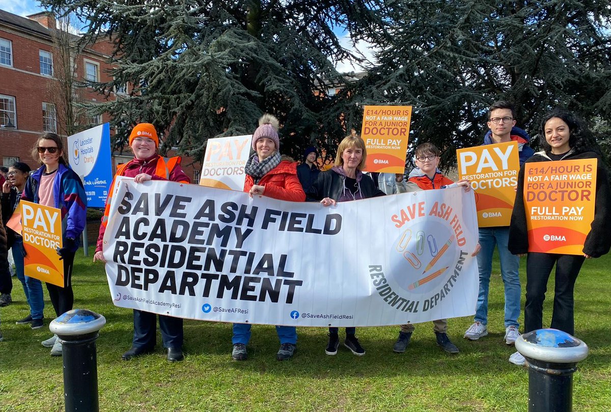 Some fantastic solidarity on the #JuniorDoctorsStrike picket line at the #LRI this morning. Many of the children who use the residential dept at Ash Field depend upon these professionals. We support their demand for better pay. Great to hear that they supported us as well.