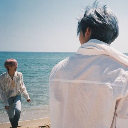 jeleejunlee's tweet photo. ยืนมองท้องฟ้าไม่เป็นเช่นเคย ฤดูร้อนไม่มีเธอ เหมือนก่อน https://t.co/oJ3CNCuUM0