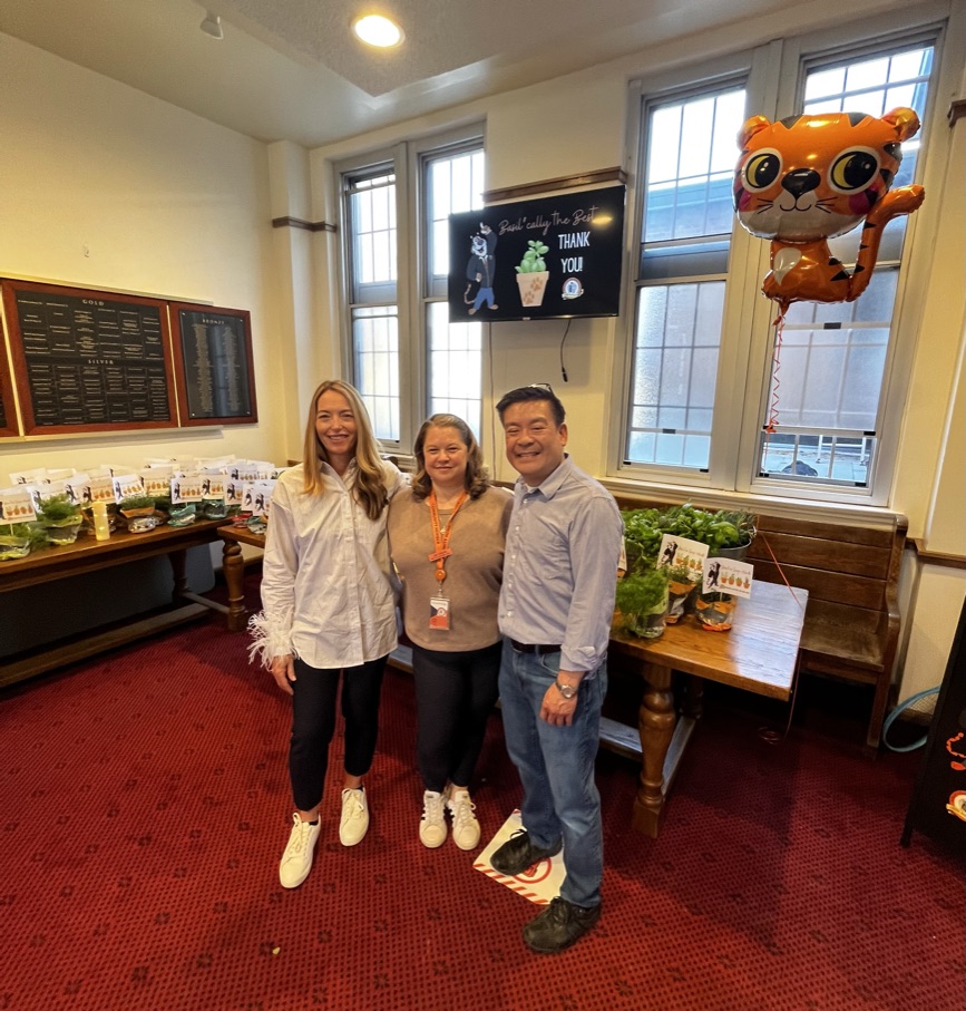 ed_kidd's tweet photo. A flourishing schoolhouse is evident when parents, faculty and staff reciprocate expressions of gratitude. Our amazing @Ridley_College parent community took time to let our staff know they are “sup-herb” with a special spring gift! #gratitude #Ridleyflourishing #RCFG https://t.co/lGK0Bkyaca