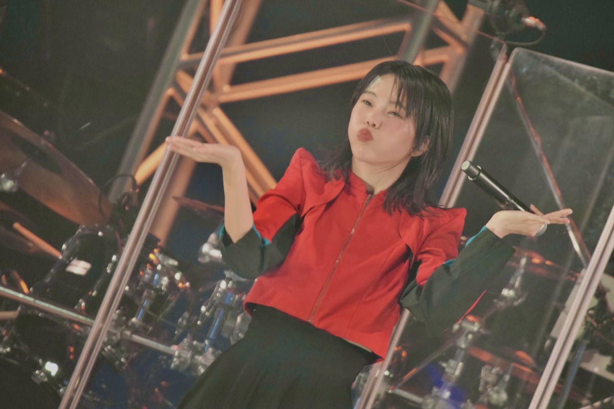 yatoto1115's tweet photo. あいなちゃんにおかえり言えてよかった
イケメンさんですね
ただ最後のプク顔でやられました
本当におかえりなさい！！

＃BiSH対バン 
＃BiSH
＃アイナ・ジ・エンド
#UVERBiSH 
#UVERworldVSBiSH https://t.co/eG6GVbJa8j