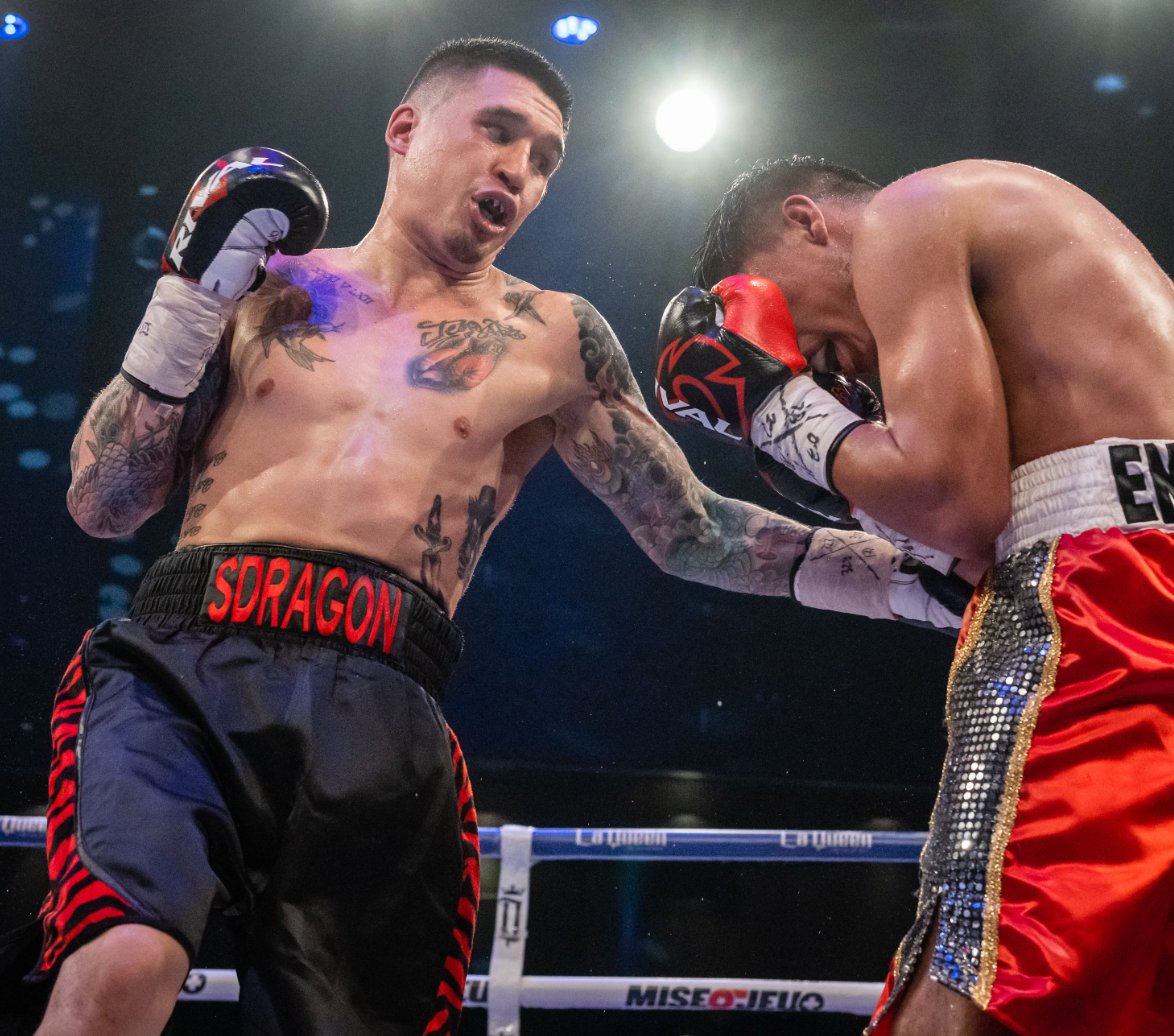 eottm_boxing's tweet photo. Le titre NABA des super-légers sera disputé le 1er juin prochain entre @SDragonC et Julian Rodriguez! Selon vous, lequel des 2 pugilistes remportera la ceinture?
Ne manquez pas ce combat qui sera toute une guerre! https://t.co/UeMIdP5WCn #ClaggettRodriguez @NABAboxing https://t.co/g7ibm6Ahpj