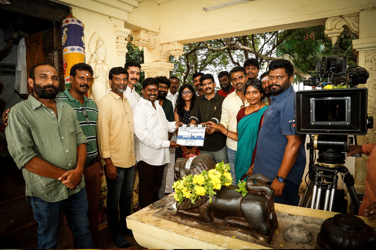 Legendary filmmaker Balu Mahendra's another student to make his debut with 'Peranbum Perungobamum'! An @ilaiyaraaja Musical @VAU_Media #DuraiVeerasakthi #vijith @johnsoncinepro @Shali_Nivekas @kailasam_geetha #DineshKumar #பேரன்பும்பெருங்கோபமும் #PP