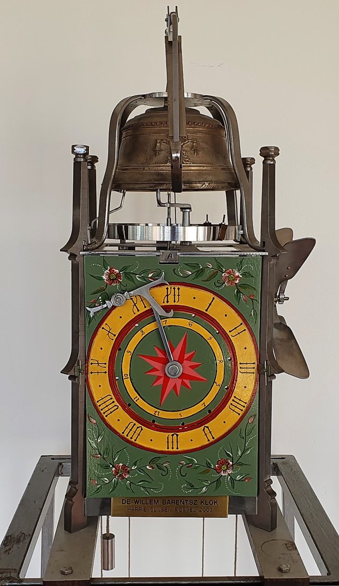 Onze tentoonstelling Willem Barentsz is verrijkt met een replica van het gotische uurwerk dat Willem bij zich had tijdens de overwintering op Nova Zembla in 1596.
De resten van het originele uurwerk bevinden zich in Het Rijksmuseum Amsterdam.
#klokkengroepdenBosch <a href="/rijksmuseum/">Rijksmuseum</a>