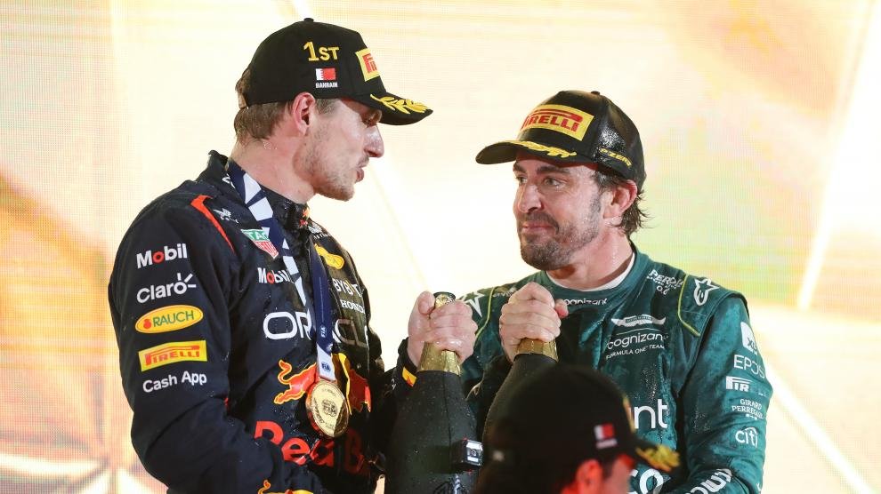 🚨 Christian Horner ve difícil que Verstappen compita hasta los 41

"Max es un hombre independiente, muy muy fuerte en sus opiniones y en su perspectiva de lo que quiere hacer en su vida. No le veo siendo un Fernando Alonso y compitiendo hasta los 41 o 42 años".