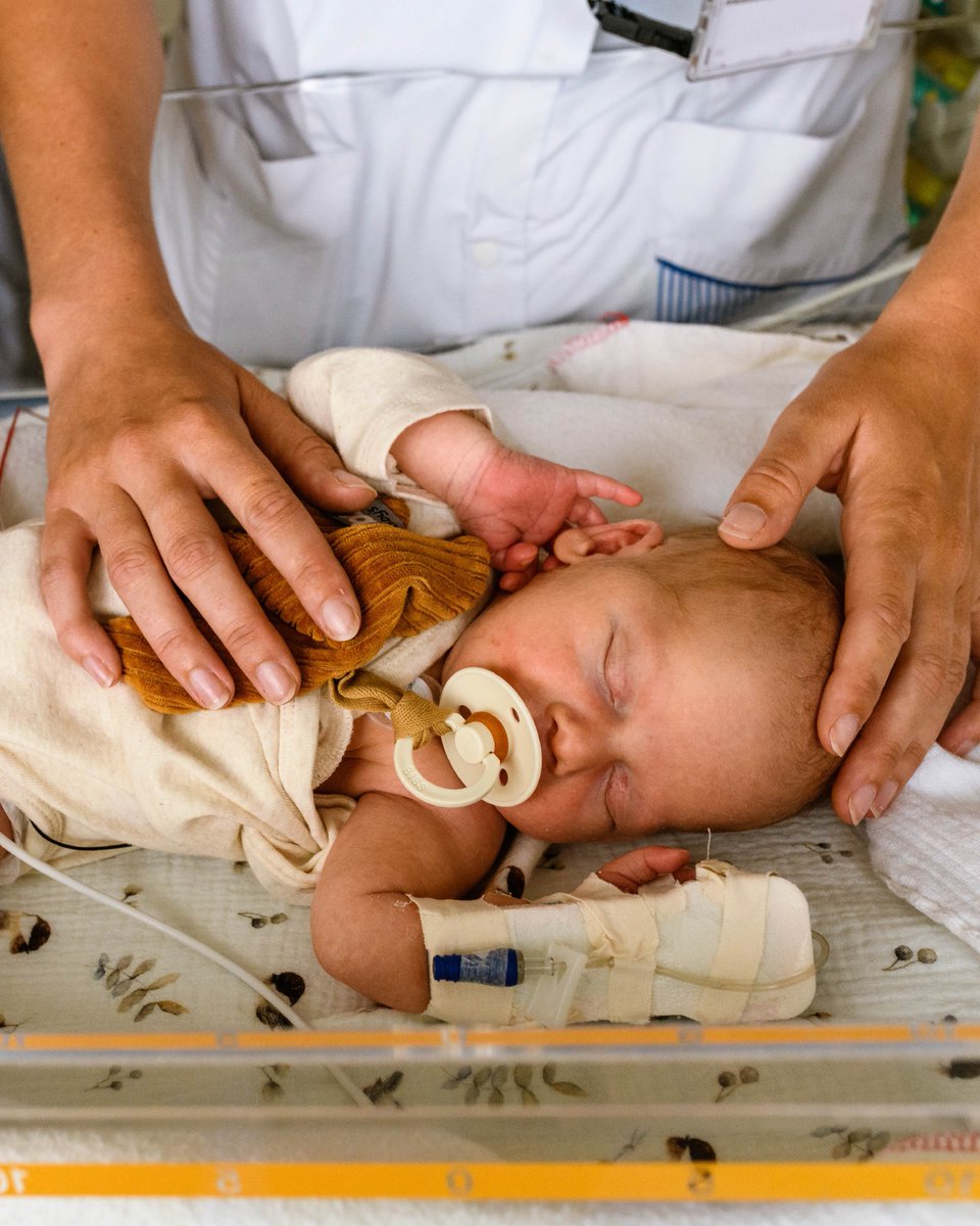 Samen met het <a href="/prinsesmaximac/">PrinsesMáximaCentrum</a> voor kinderoncologie zien we ons gedwongen om juridische stappen te ondernemen tegen het besluit van de minister van <a href="/MinVWS/">Ministerie van VWS</a> om de interventies bij aangeboren #hartafwijkingen uit Utrecht weg te halen.  Lees meer via: edu.nl/66jcc