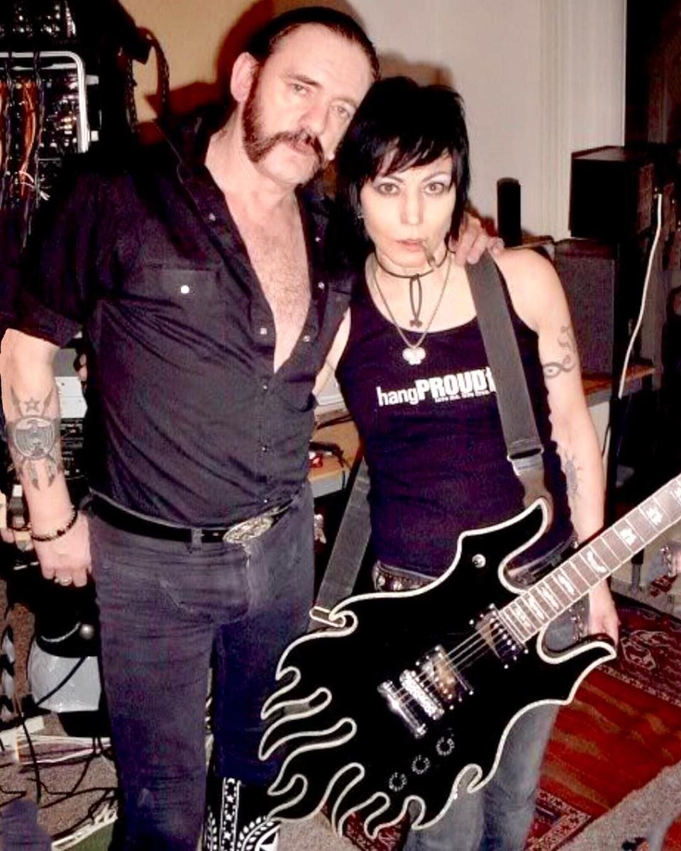 PDefer92's tweet photo. Lemmy &amp; Joan Jett https://t.co/JfDF0QoaJC