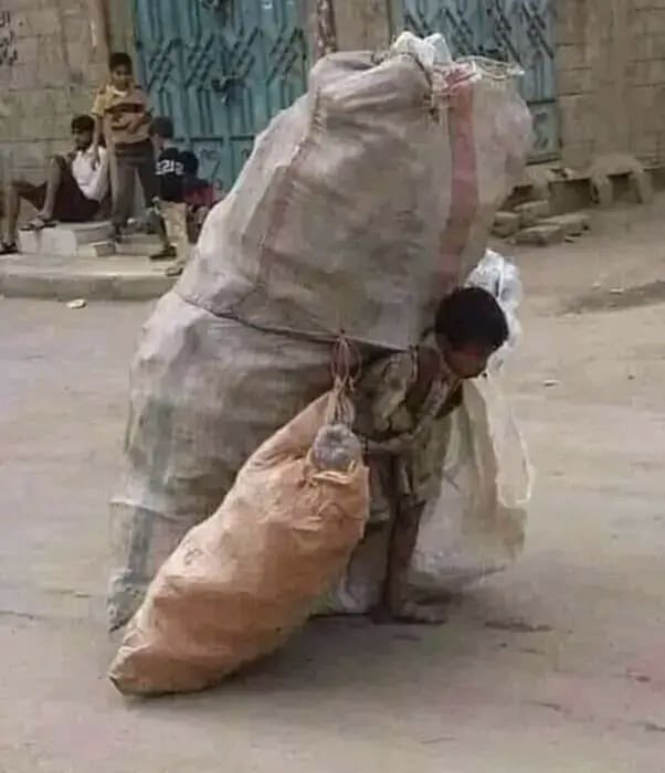 FidaEagle's tweet photo. Ye bacha bhi qarazdar he IMF ka. Can we expect pardon on Day of Judgement? 🥲 https://t.co/VjqwYO1gKg
