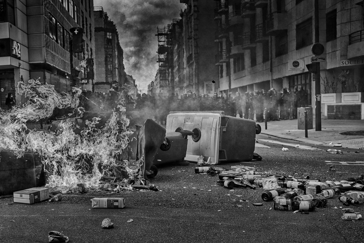 GuerrillaRepor1's tweet image. 2023-04-06+++Paris+++ #ReformeDesRetraites #greve6avril #France #Paris #Macron