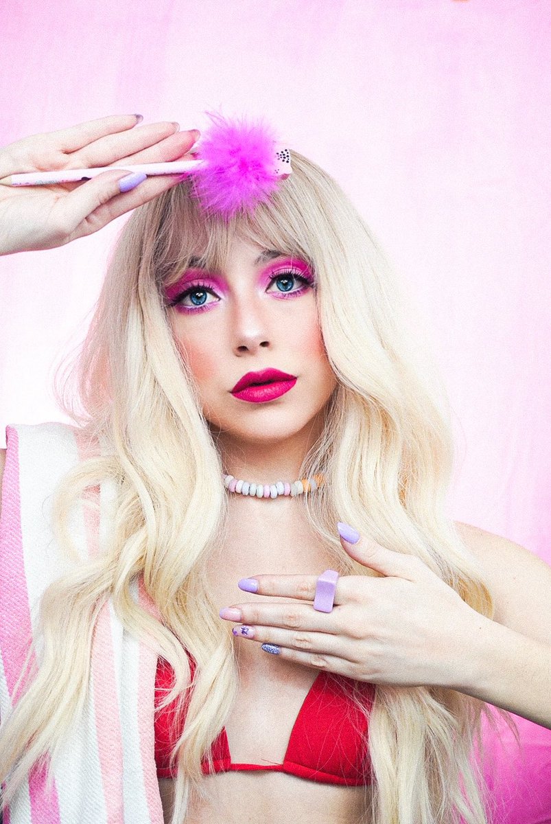 sarabadiamakeup's tweet photo. #BarbieAichallenge #Barbie 💖 https://t.co/VwnjVw95z8