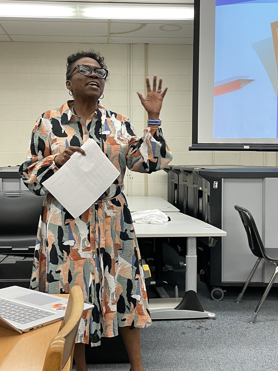 suptking's tweet photo. Lead! Lead! Lead! Principals presenting their schools’ data. https://t.co/vTSdklkbXF