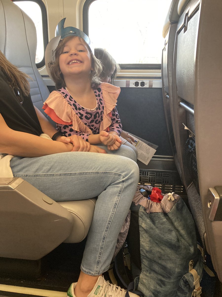 And we’re off to the airport! <a href="/USMLowerschool/">USM Preschool and Lower School</a> <a href="/usmsocial/">University School of Milwaukee</a>