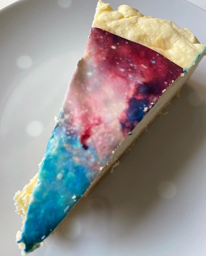 HeikeMistila's tweet photo. Hello you lovely dots!

Today is an incredibly special day 🥰🥳🤘🙏

Gratitude and happy children ☺️ what more could a woman ask for?

 #kindergeburtstag #kindergeburtstagsparty #partylikeadeejay #partylife #mamaleben #momlife #growup #momlove #baking #cheesecake #lemoncake https://t.co/EuQqCgXvYF