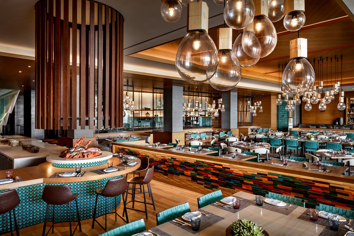 JBI_Design's tweet photo. Introducing our #restaurantdesign for the Dubai's first LA MAR RESTAURANT at the newly opened ATLANTIS THE ROYAL🐟
Chef Gastón Acurio La Mar Dubai is a #PeruvianRestaurant in #Dubai that offers diners the chance to explore the authentic flavors of Peruvian Gastronomy. https://t.co/8cqcAE6yfu