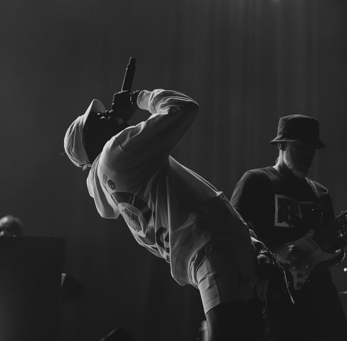 _| |_| |\| | X 11 tweet media