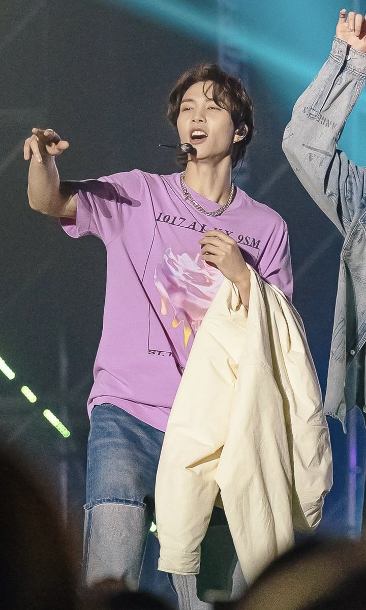 JohnnyNCTCol's tweet photo. |CUT:IMG|
De Johnny en post de nature_on NR x NCT 127 FAN FESTIVAL
#JOHNNY #์๋ #NCT127 #NCT #JOhnFam #JohnSeo #์์ #์ํธ #SeoYoungHo #Kpop
---
ยฉ 209_archive
5โต5 https://t.co/JXasPVh6R9