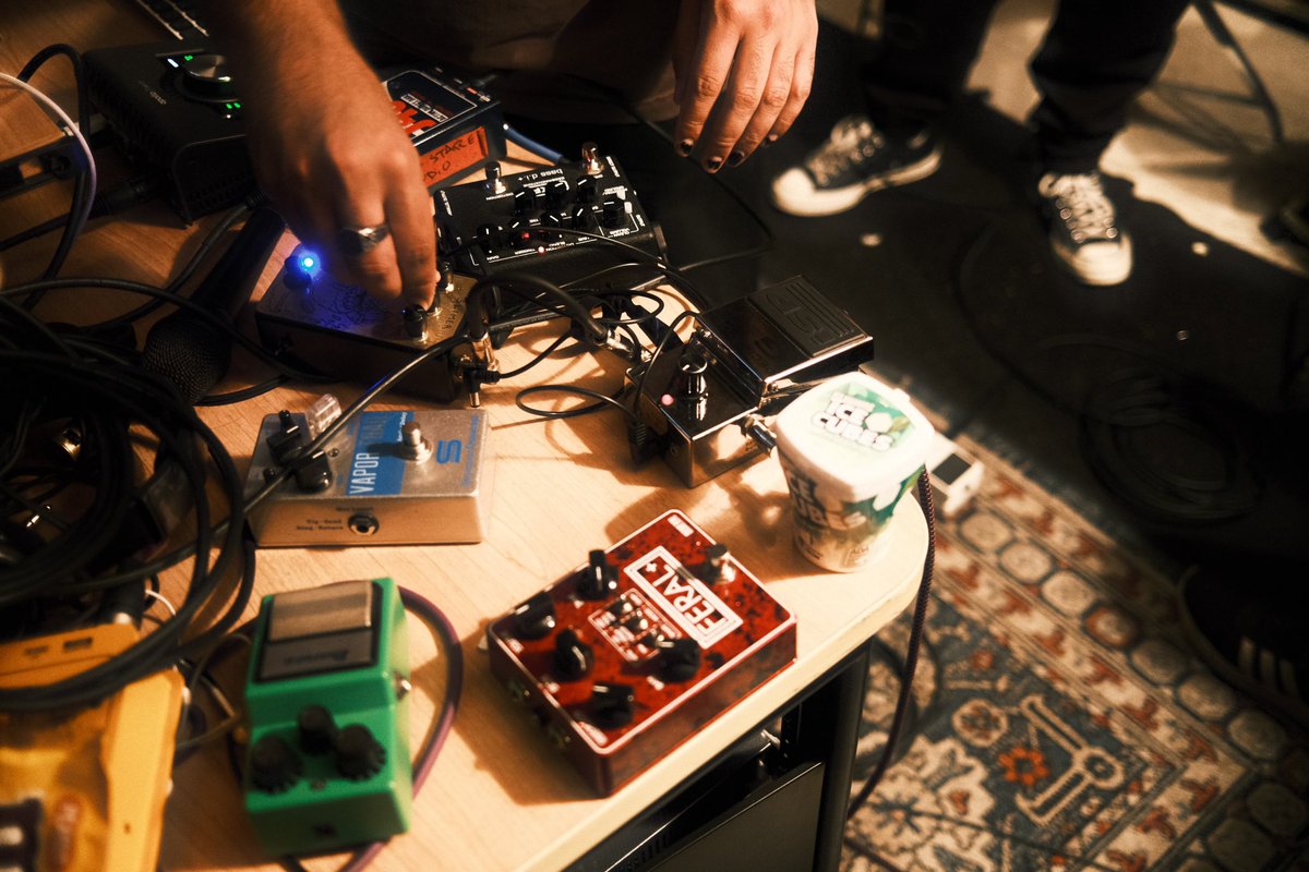 expecttheworst_'s tweet photo. Day 3 down! Just got back ups left on Monday to wrap up the LP. Been a good ass time recording the record. Can’t wait to drop it! https://t.co/rVnZqpcSuO