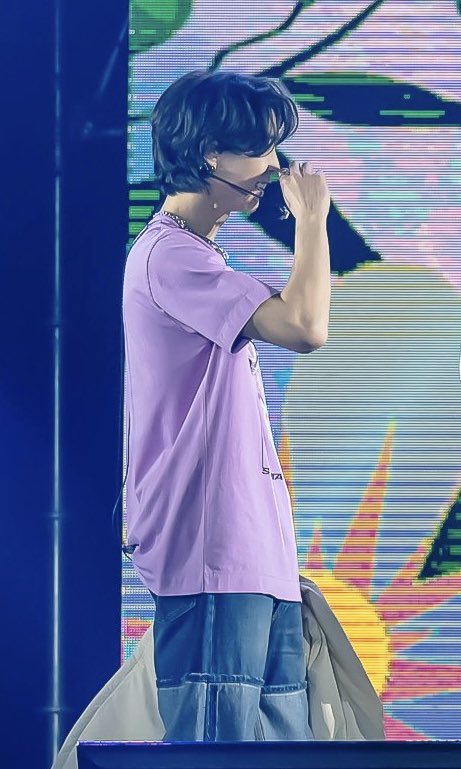 JohnnyNCTCol's tweet photo. |CUT:IMG|
De Johnny en post de nature_on NR x NCT 127 FAN FESTIVAL
#JOHNNY #์๋ #NCT127 #NCT #JOhnFam #JohnSeo #์์ #์ํธ #SeoYoungHo #Kpop
---
ยฉ 209_archive
5โต5 https://t.co/JXasPVh6R9