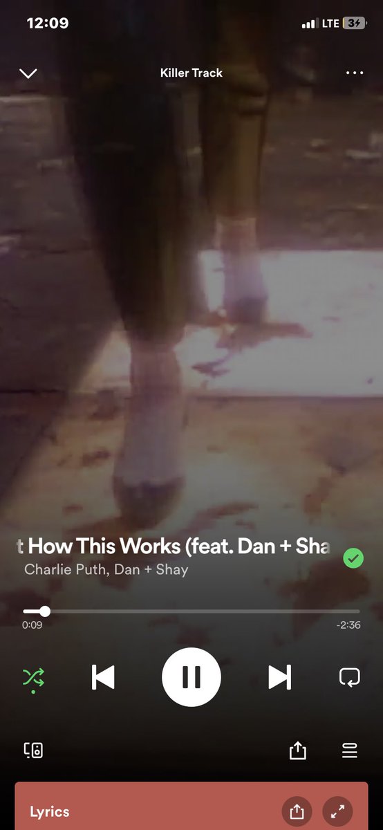 RealRubyien's tweet photo. That’s not how that works @charlieputh didn’t know michael Jackson was part of your reel https://t.co/ElKZiFXpCG