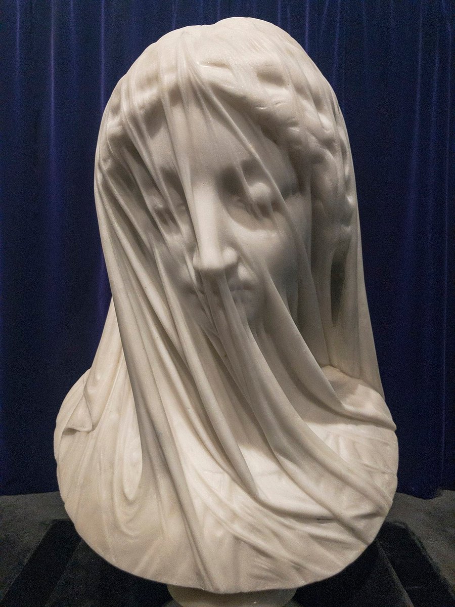 LeContempIateur's tweet photo. ✨ “La Vierge voilée” a été sculptée dans un bloc de marbre  par l'artiste italien Giovanni Strazza, au début des années 1850. Cette manière fabuleuse de travailler la matière jusqu'à feindre la transparence du voile est absolument incroyable ! https://t.co/1KmlONeKqK