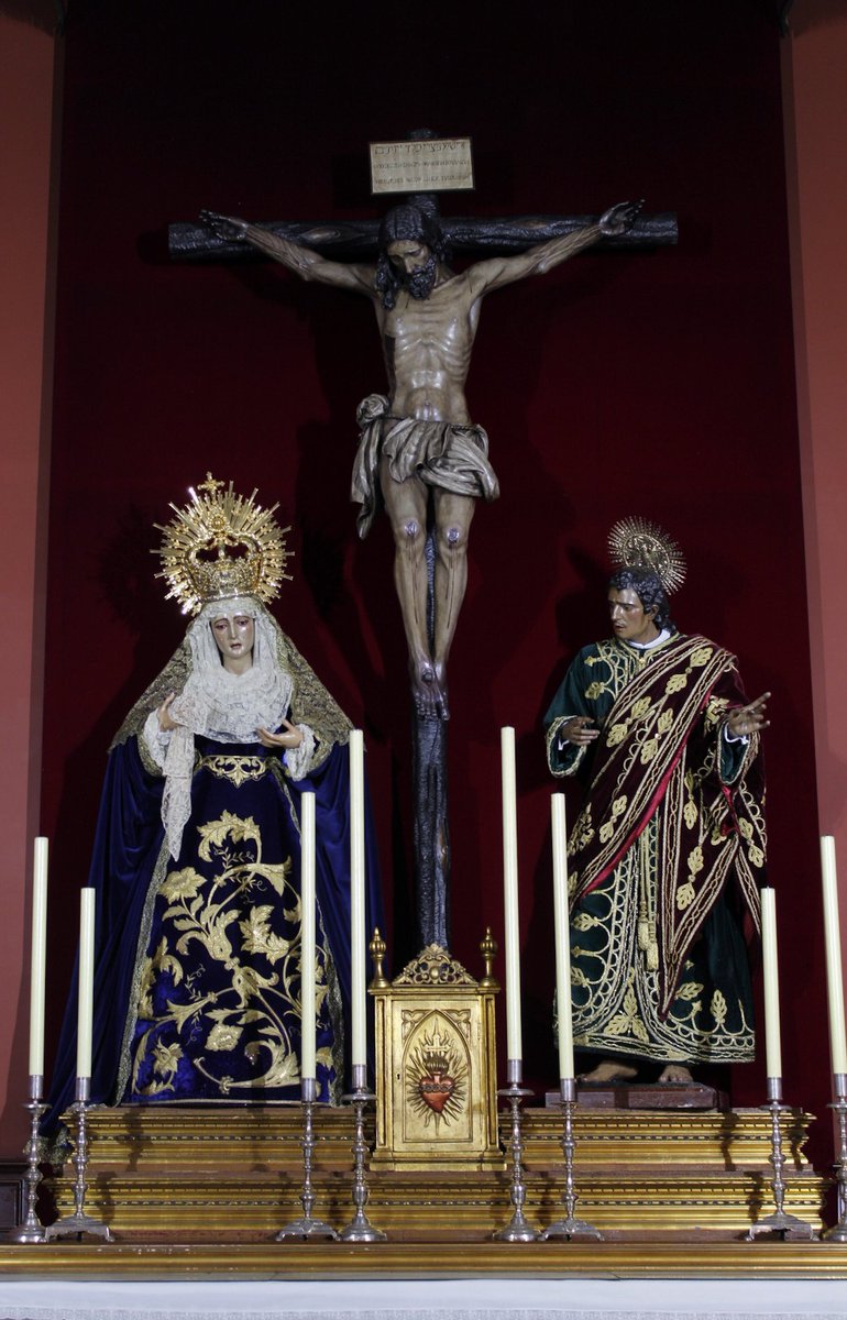 ❤️ JUEVES DE AMOR Y AMARGURA |
📌 Desde el pasado lunes, nuestros Titulares se encuentran en su capilla.
🙏🏼 Oh Dios, que por la resurrección de Tu Hijo has llenado el mundo de alegría, concédenos, por intercesión de su Madre llegar a los gozos eternos.

📷 Rubén Montesino